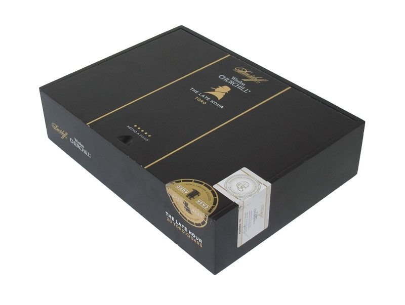 davidoff-winston-churchill-the-late-hour-toro-1.jpg