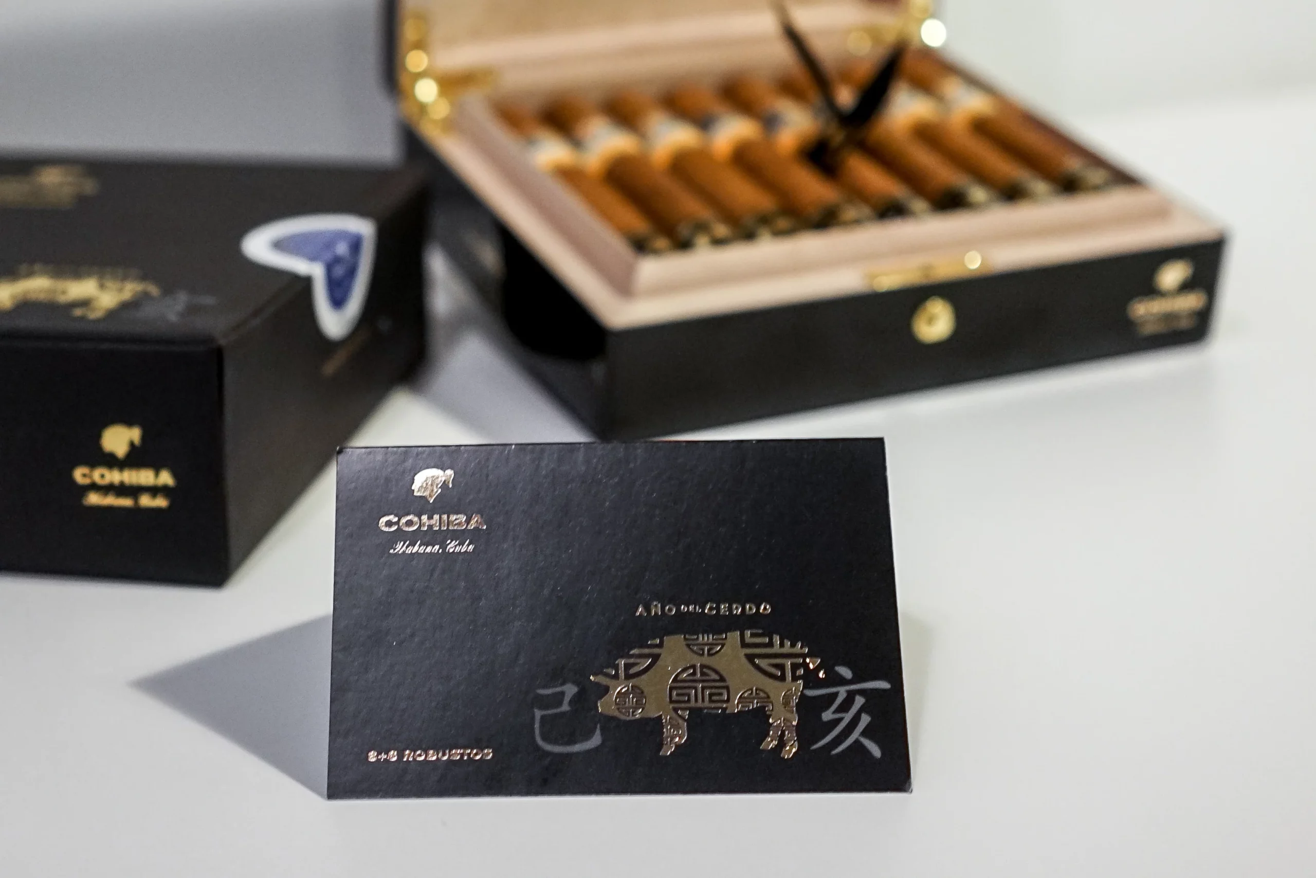 Cohiba_8_8_Robusto_Ano_del_Cerdo-4
